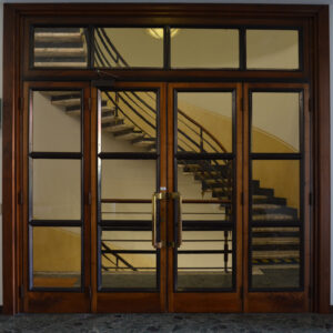 porta ingresso scala